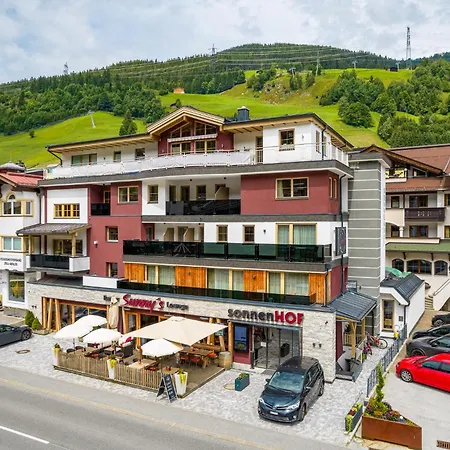 Sonnenhof Centrum Hotell 4*
